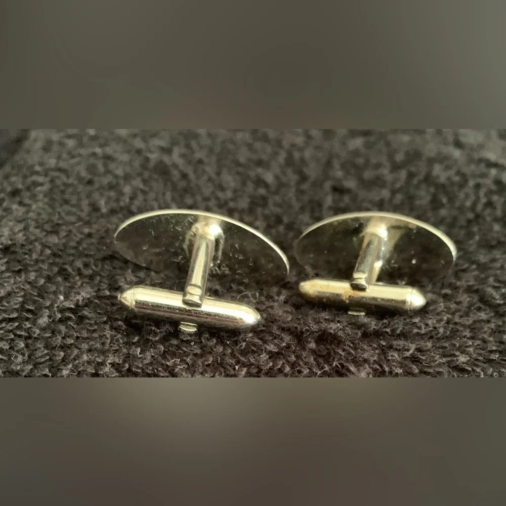 Vintage Oval Swank Sliver-Toned Cufflinks